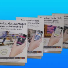 Panneaux avec pieds